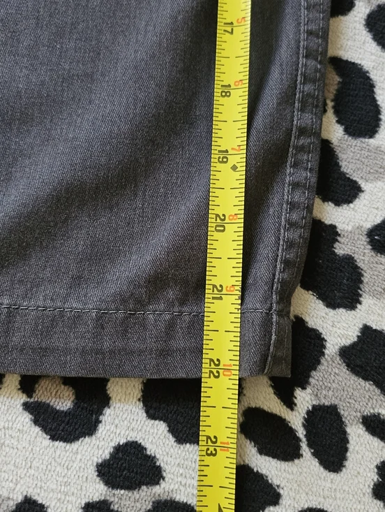 Metal Mulisha Mens Size 38 Gray Cargo Shorts Embroidered Logo w Pockets Cotton - Picture 8 of 10